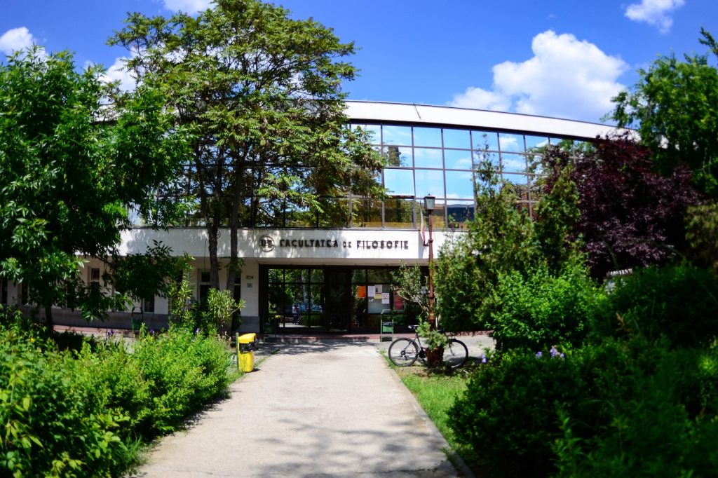 Vrei să ai parte de înscriere gratuită la admiterea 2023 la UB? Facultatea de Filosofie te așteaptă la cea de-a doua ediție a concursului „Min(u)te de filosofie”